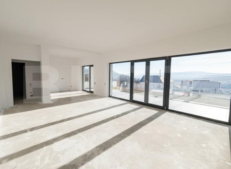 Casa luminoasa cu vedere panoramica 150, mp teren 770 mp, Chinteni - 3