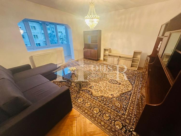 Decomandat. Vedere pe 2 parti. Centrala proprie. - 2