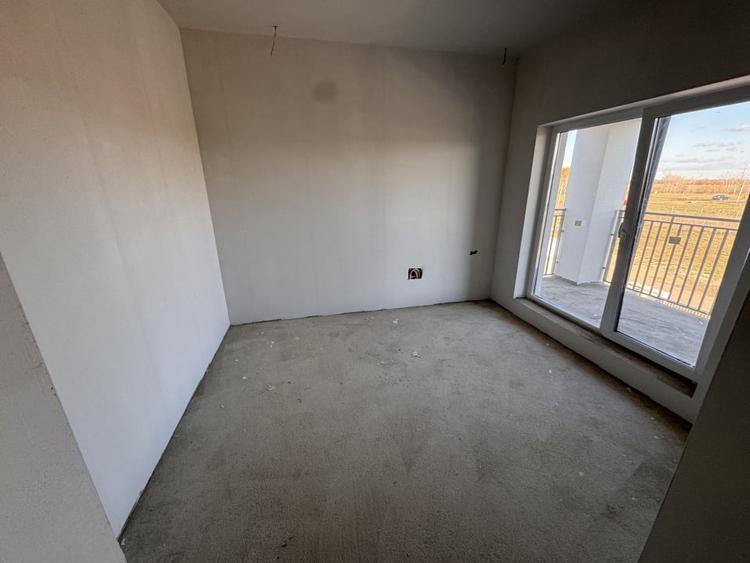 DIRECT DEZVOLTATOR, TOATE UTILITATILE, PREMIUM, IZOLAT FONIC - 10