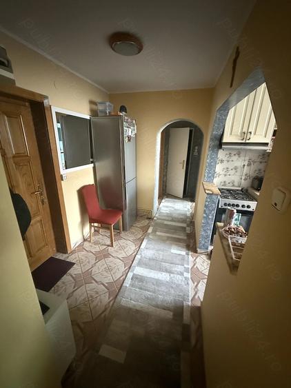 Apartament cu 2 camere decomandat în Livada
