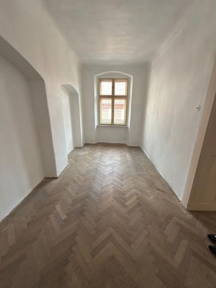 Vanzare casa str. Castelului - 1