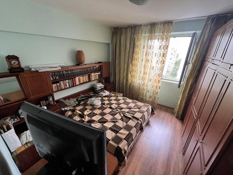 Direct proprietar | Apartament 3 camere spa?ios | Metrou 1 Decembrie 1918 - 7