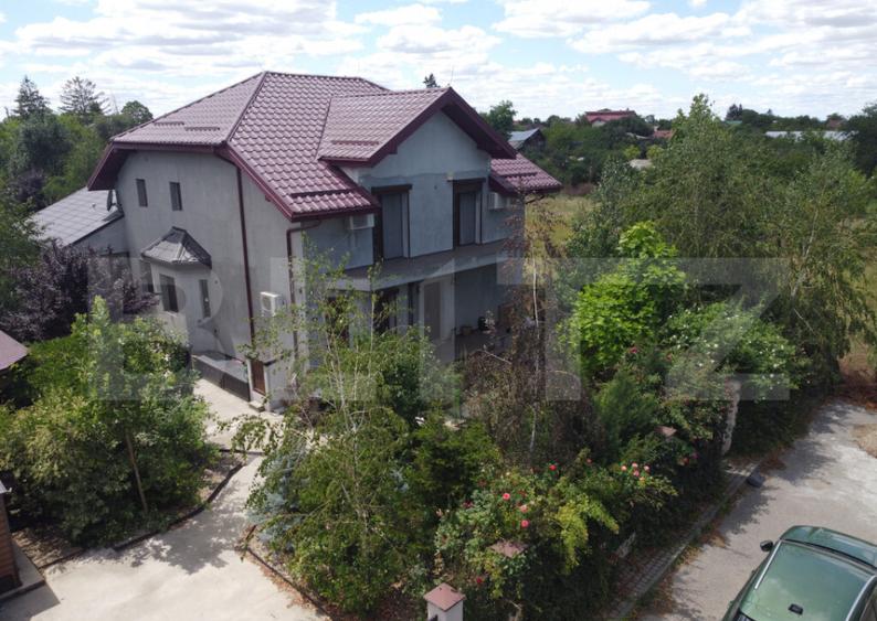 Vila de vanzare, cu 6 camere, 230 mp, zona Samurca?i - 1