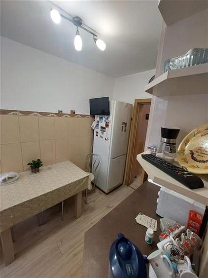 Apartament de vanzare cu 3 camere in Onesti - 8