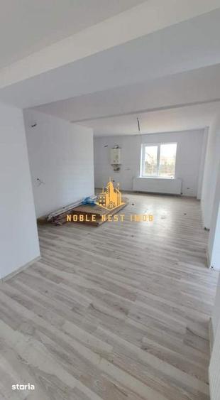 Casă cu 4 camere cu Teren 1158 Mp în Leordeni