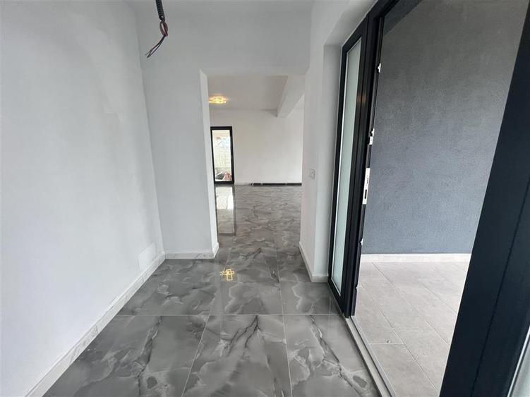 Casa individuala Cristian incalzire in pardoseala si garaj - 8