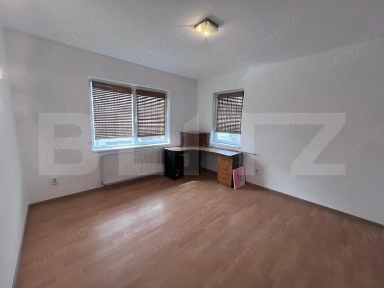 Casa de inchiriat, 7 camere, 230 mp + 415 mp teren, garaj - Gruia - 9