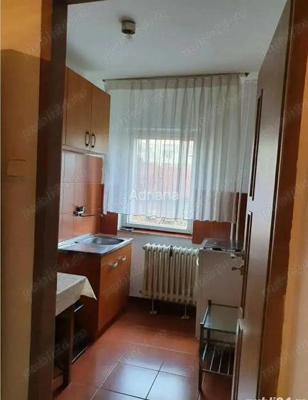 Apartament 1 camera decomandat etaj 1 langa Piata Doina model mare