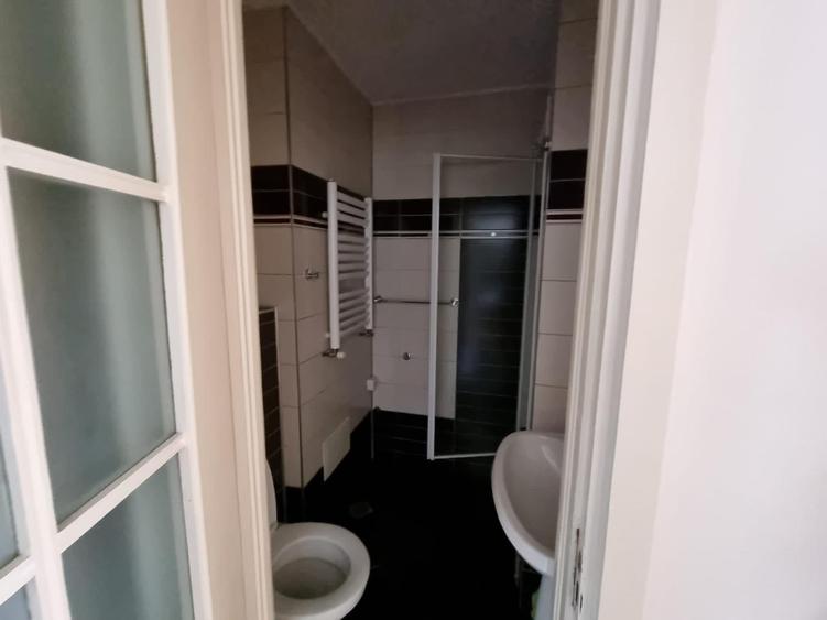 Vand apartament 4 camere 22 Decembrie - 6