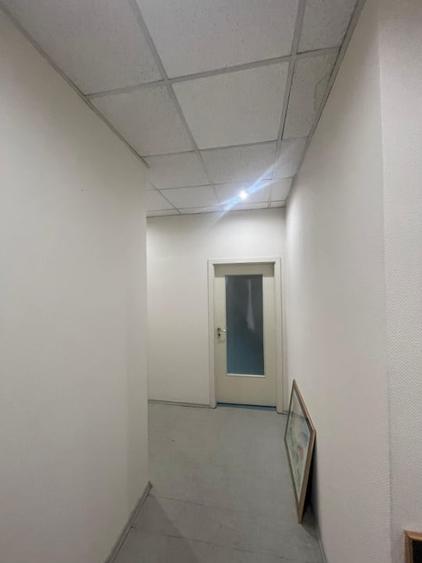 Birou, de 102 mp, în Independenței