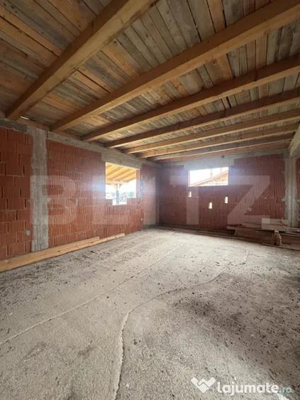 Casă cu 3 camere cu Teren 592 Mp în Central