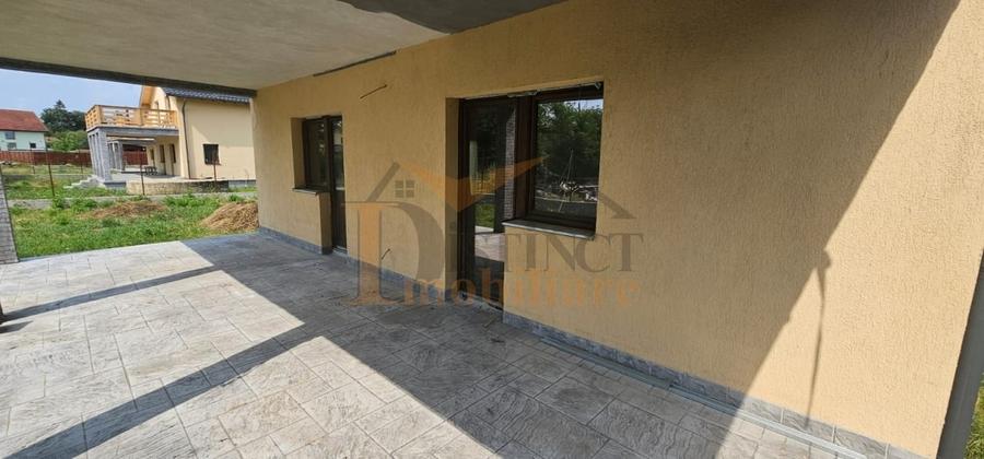 Casă individuală cu 4 camere cu Teren 750 Mp în Hălchiu
