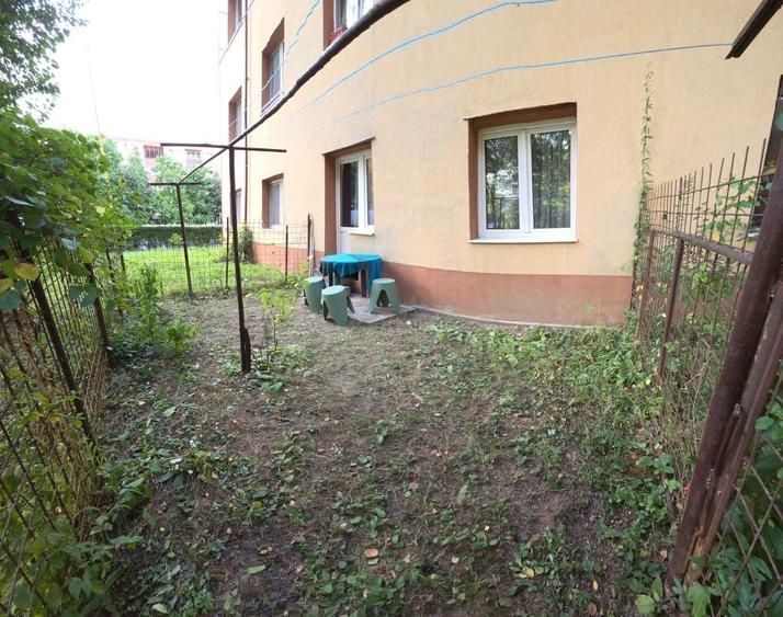 Apartament cu 2 camere semidecomandat în Astra