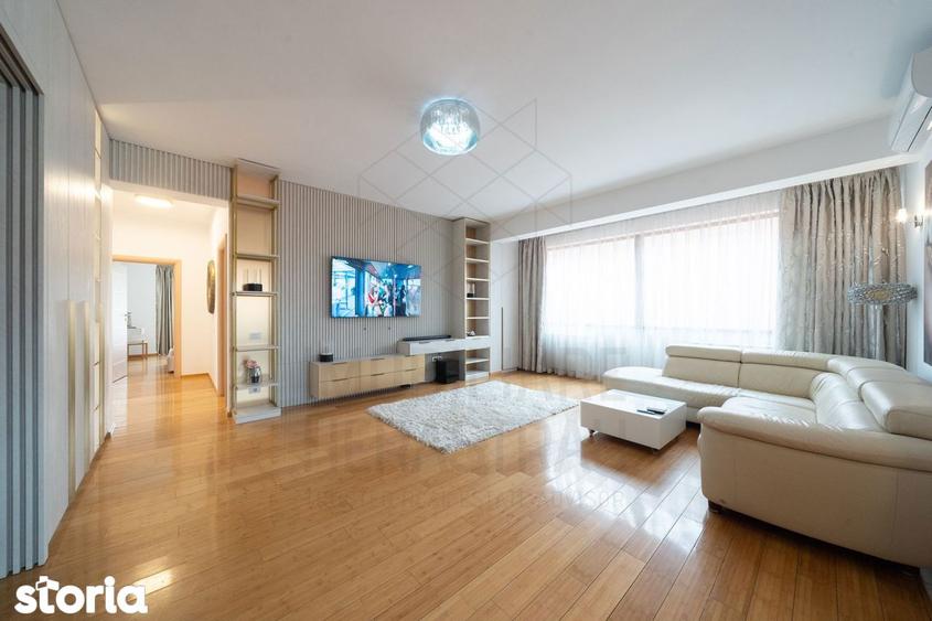Apartament cu 3 camere, mobilat în Nordului