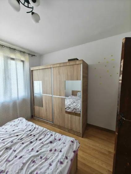 Apartament cu 3 camere decomandat, mobilat în Pantelimon