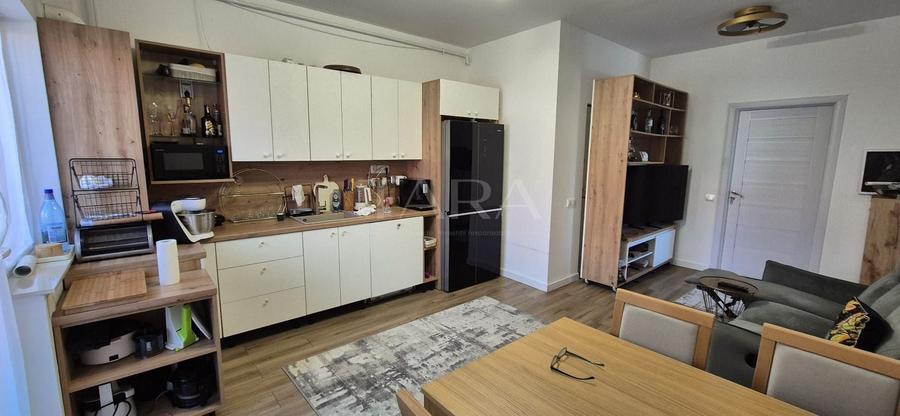 Vanzare apartament 3 camere  cu gradina in Apahida - 2