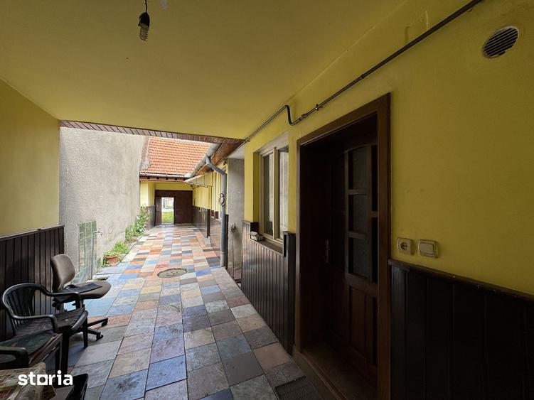 Casă cu 3 camere cu Teren 417 Mp în Central