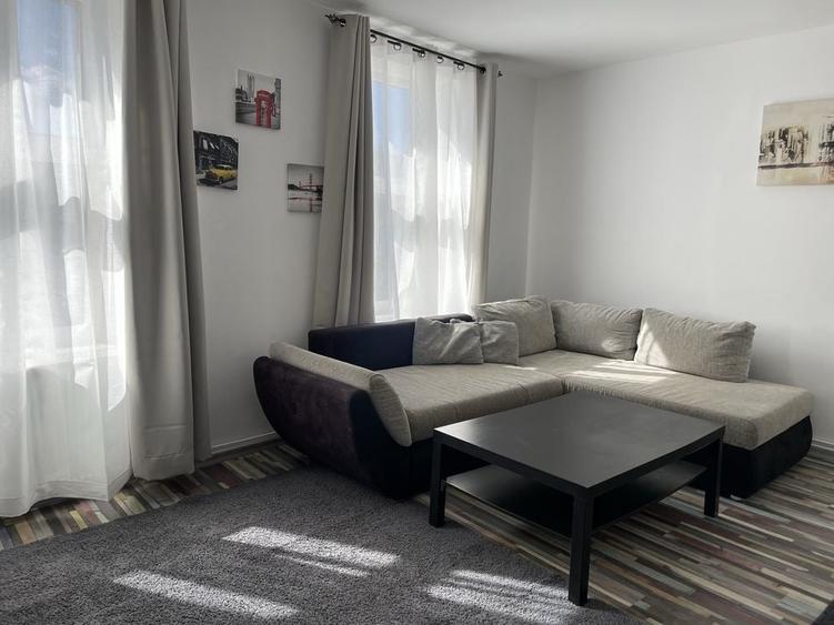 Apartament cu 2 camere semidecomandat în Griviței