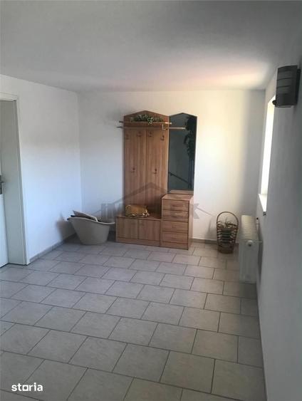 EXCLUSIVITATE ! Casa pe 3 etaje de vanzare in Cenad la pret de apartam - 3