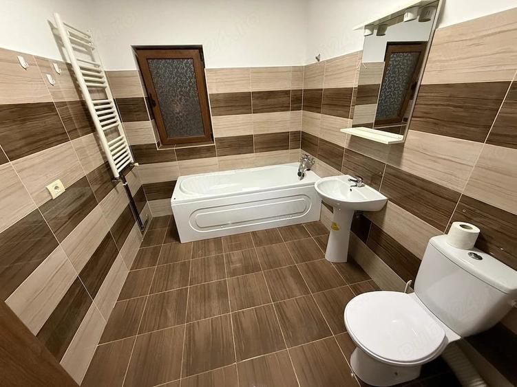 Apartament cu 2 camere semidecomandat în Giroc