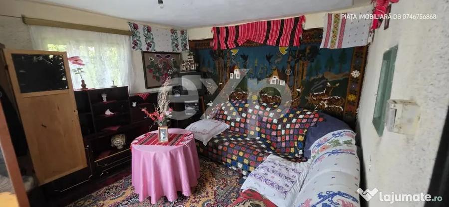 Casă cu 5 camere cu Teren 4489 Mp în Râu Alb de Jos