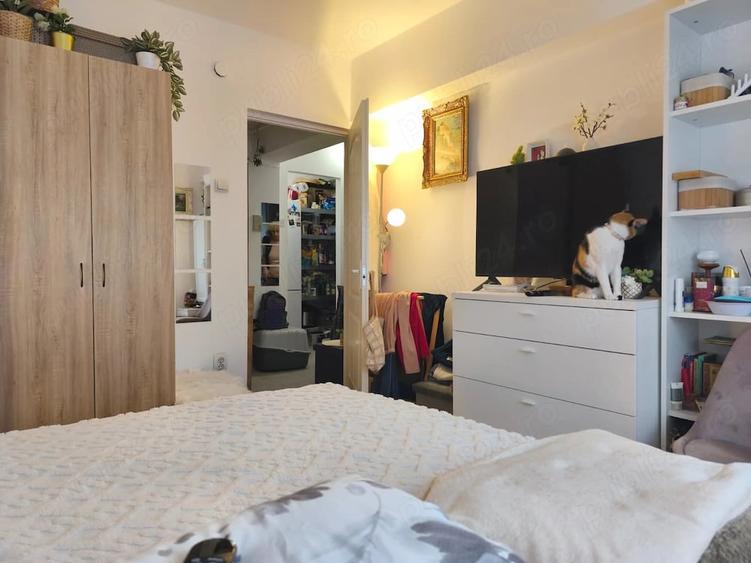 Apartament cu 2 camere decomandat în Piața Centrală