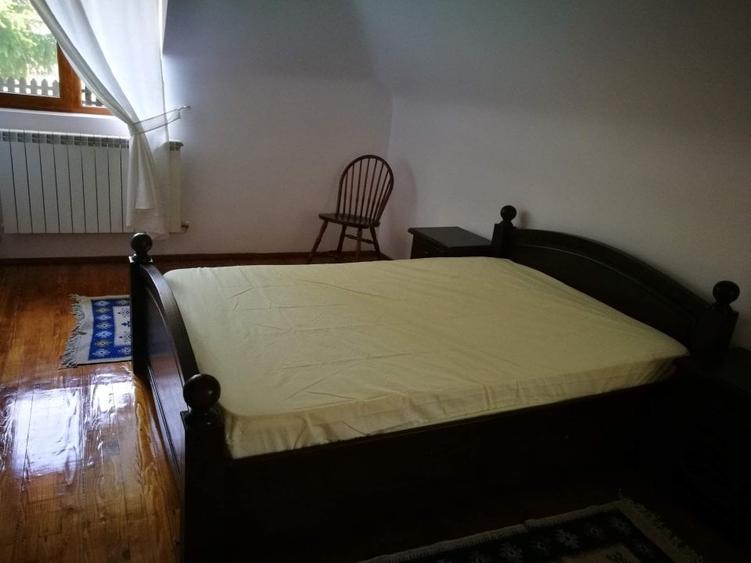 Casă cu 5 camere cu Teren 1300 Mp în Snagov