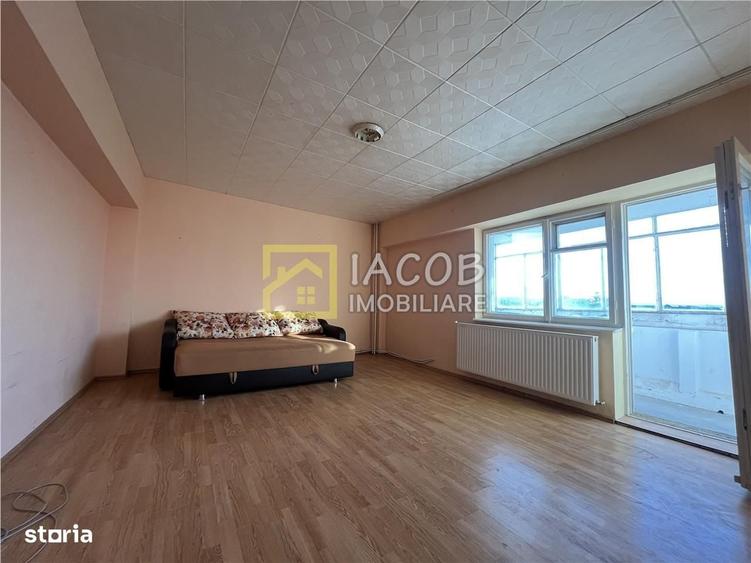Apartament cu 2 camere decomandat în Central