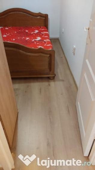 Apartament cu 3 camere decomandat în Gănești