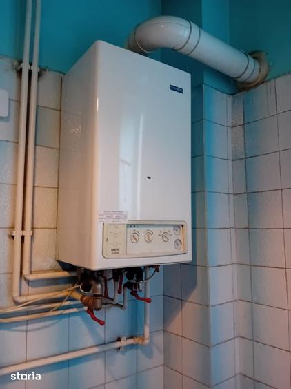 Apartament cu 3 camere decomandat în Obor