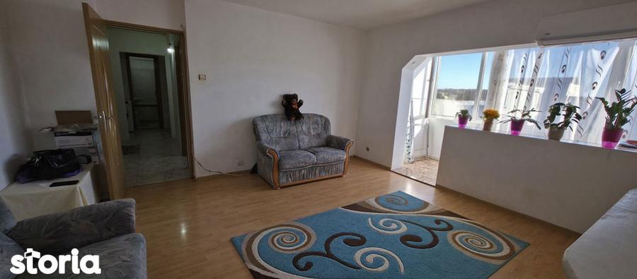Apartament cu 2 camere decomandat, mobilat în Steaua