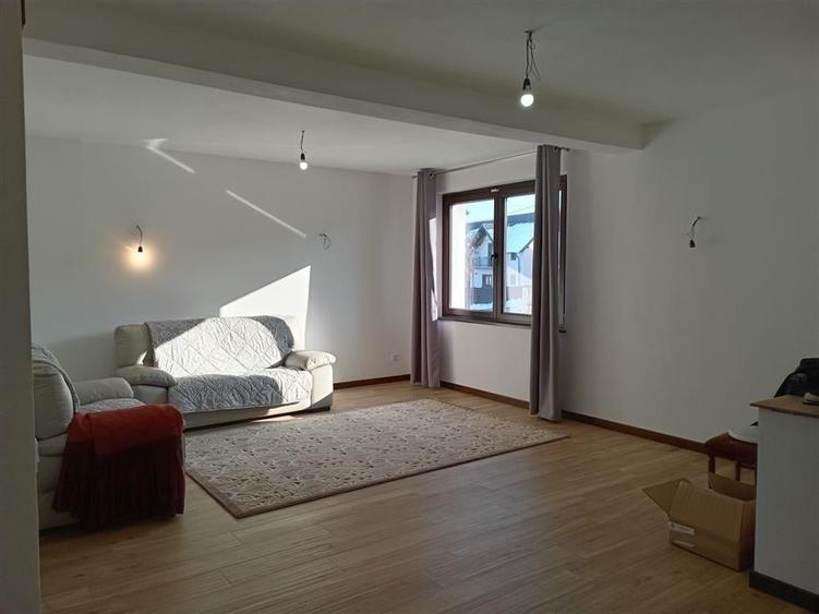 Casa Individuala, Ipotesti C-5479 - 1