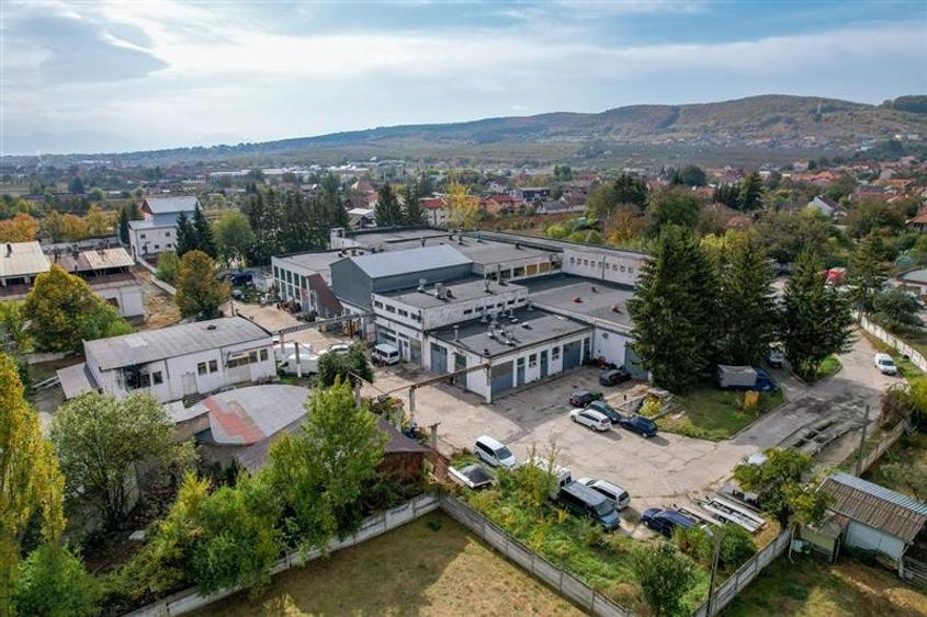 Film Prezentare! Ansamblu: Spatii birouri, productie si similare, Sfantu Gheorgh - 1