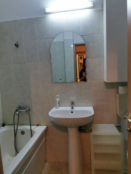 Inchiriez apartament 2 camere - 5