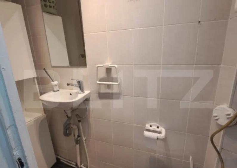 Garsoniera de vanzare, complet mobilata ?i utilata, 28 mp - 2