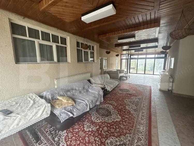 Casa spa?ioasa de vanzare in Paule?ti oportunitate excelenta de investi?ie - 4