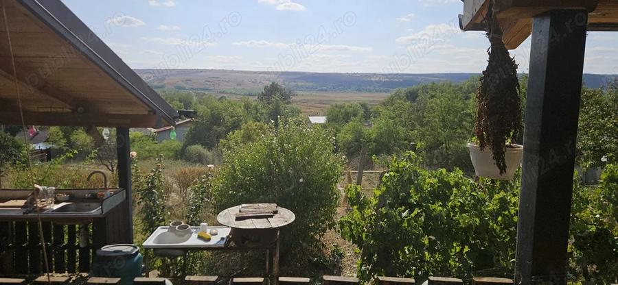 Casa 3 camere, bucatarie, baie, beci si teren 4600 mp, panouri solare, Mastacani - 5