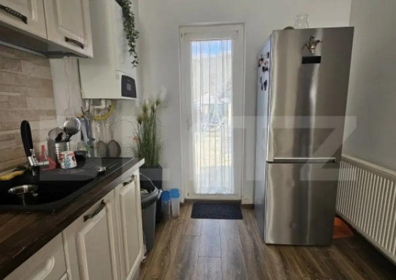 CASA SUPERBA CU 5 CAMERE, 168 MP, IN ?OIMU? LA 15 MINUTE - 1