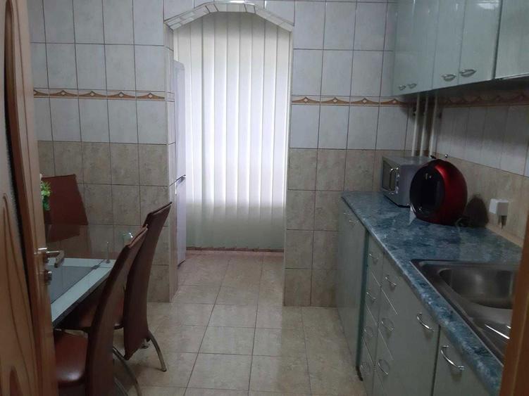 Apartament 2 camere decomandat, complet mobilat, zona Burdujeni etaj 1 - 2