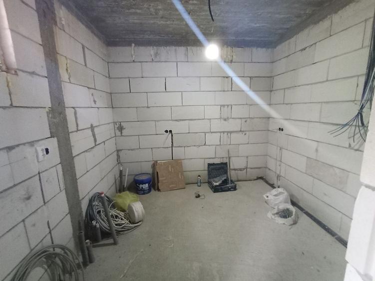 Casa Individuala Suprafete Generoase, Teren Mare, La Rosu - 13