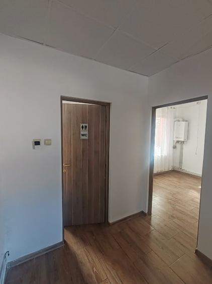 Închiriez spațiu comercial - 5