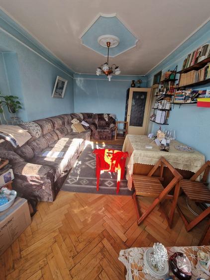 Apartament cu 3 camere, decomandat, etajul 5/9, zona Pacurari - 2