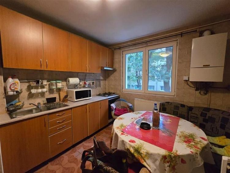 3 CAM ET1/3 MOB/UTI CENTRALA PROPRIE SECT1 BUCURESTII NOI PAJURA  METROU JIULUI - 21