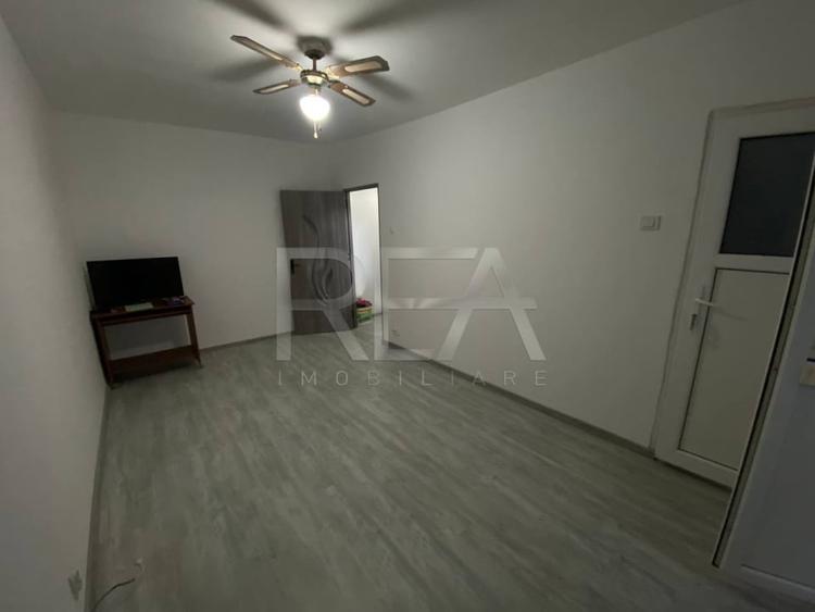 Garsoniera intersectie Calea Rahovei cu Ferentari - 2