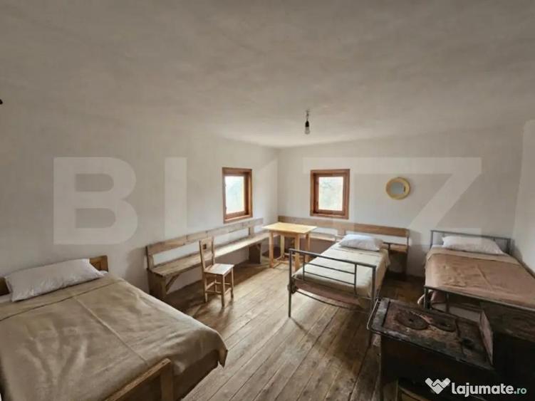 Teren 22.267 mp (intravilan + extravilan) cu construc?ie, T - 7