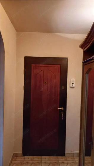 Apartament 2 camere semidecomandate,zona Cora - 11