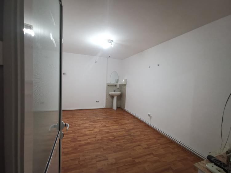 Spatiu comercial pretabil cabinet zona Unirii - 1
