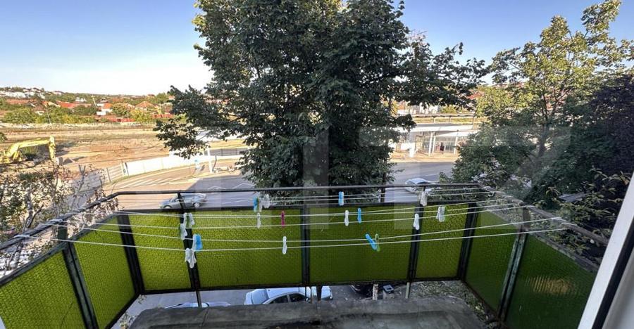 Apartament cu 3 camere, zona Rogerius - 3