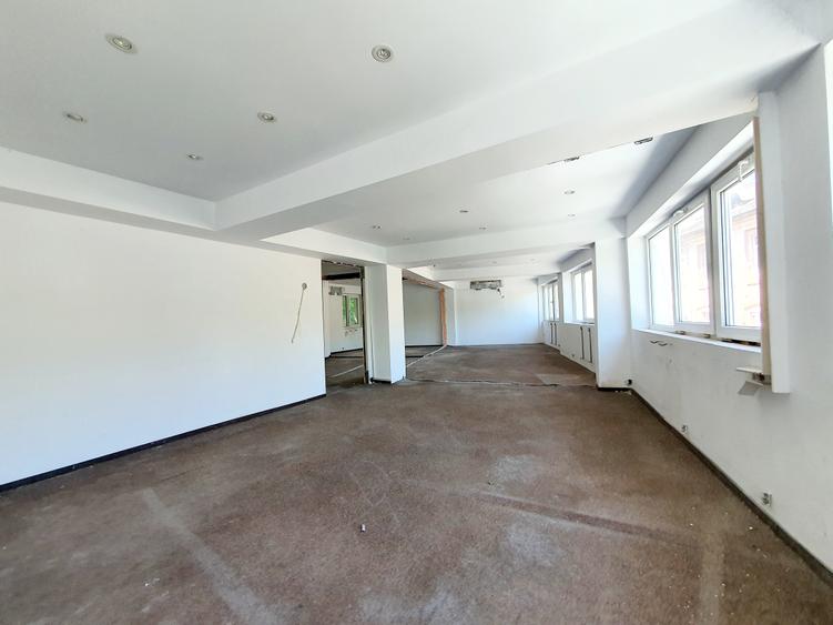 Clădire birouri 1990 ideal clinica - 20