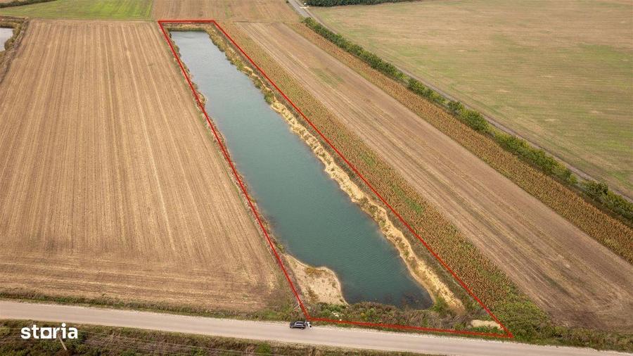 Teren extravilan Santau cu luciu de apa - 2